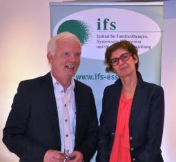 Foto von Josje Aarts und Reinert Hanswille auf dem Fachtag