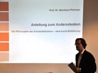 Foto von Prof. Dr. Bernhard Pörksen auf dem Fachtag